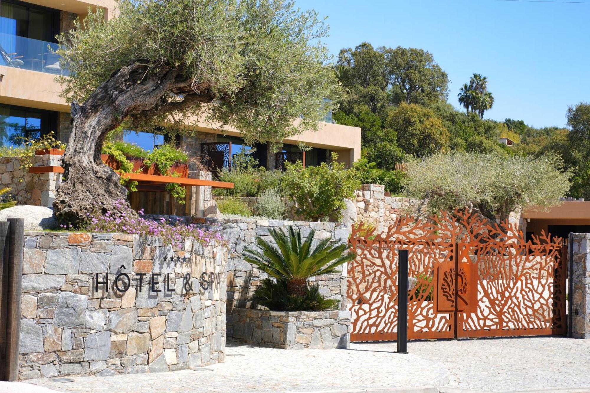 Les Regalia Hotel & Spa Sainte-Lucie de Porto-Vecchio Esterno foto